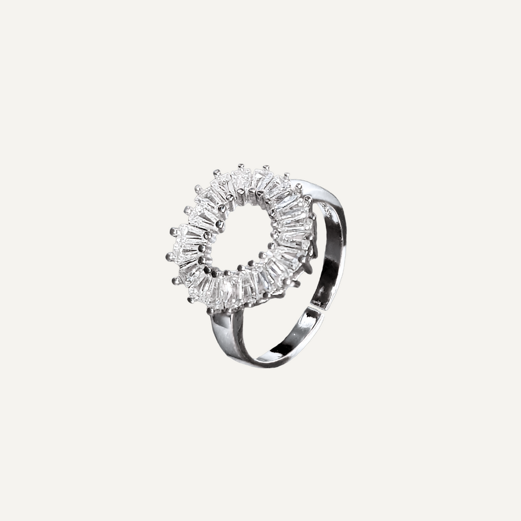 Royal Heart Hollow Ring