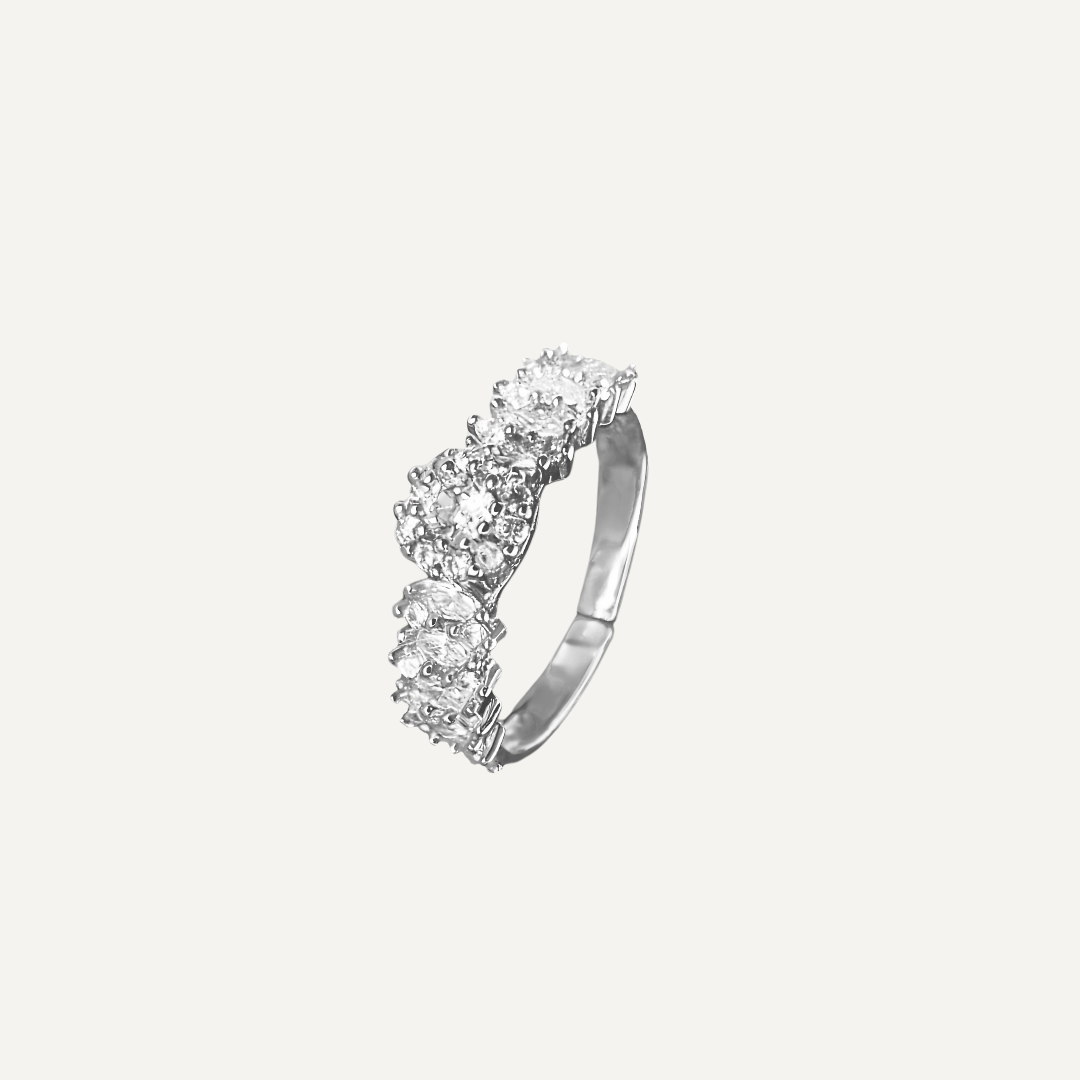 Queen's Embrace Fancy Ring
