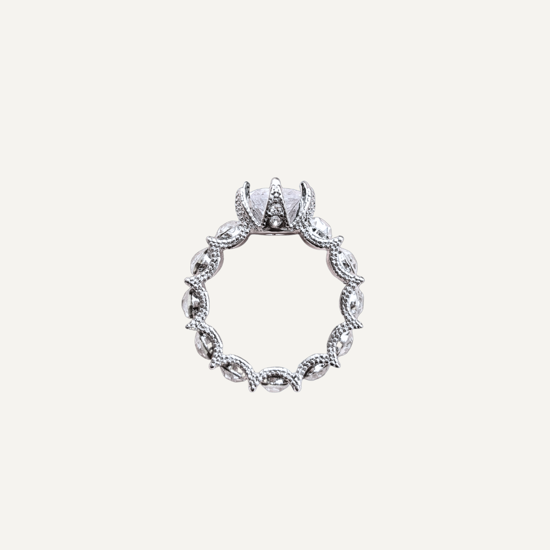 Big Solitaire Luxury Ring