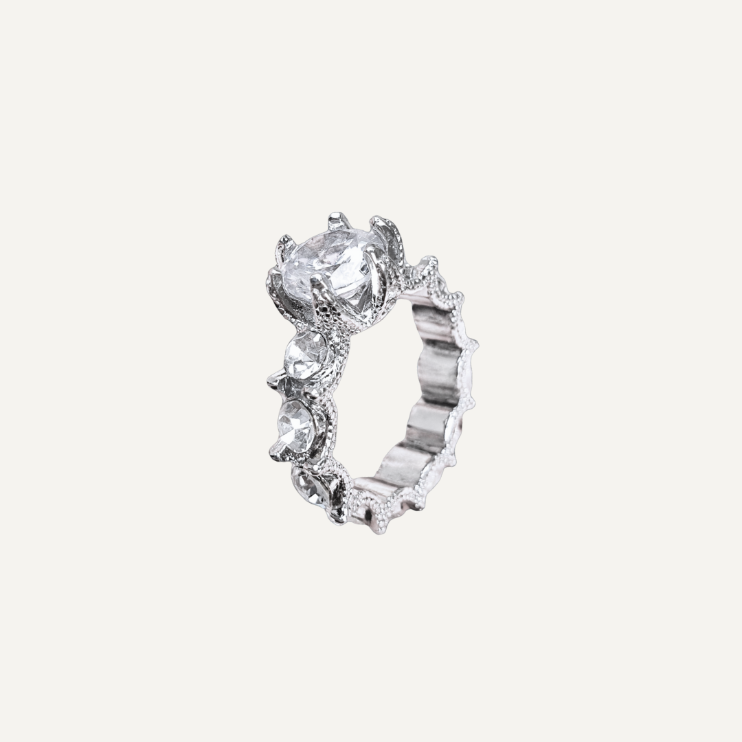 Big Solitaire Luxury Ring