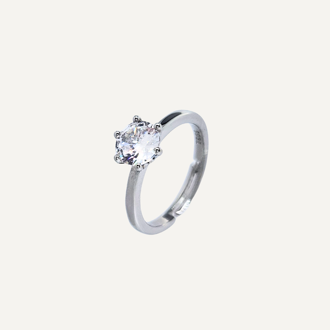 Timeless Solitaire Ring s925