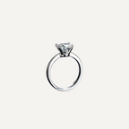 Timeless Solitaire Ring s925